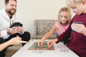 100 Yards Football Board Game | 2 to 6 Players | School, Birthday for Kids | Classroom and Family Games | Ages 6  | 2nd Edition (Modern)