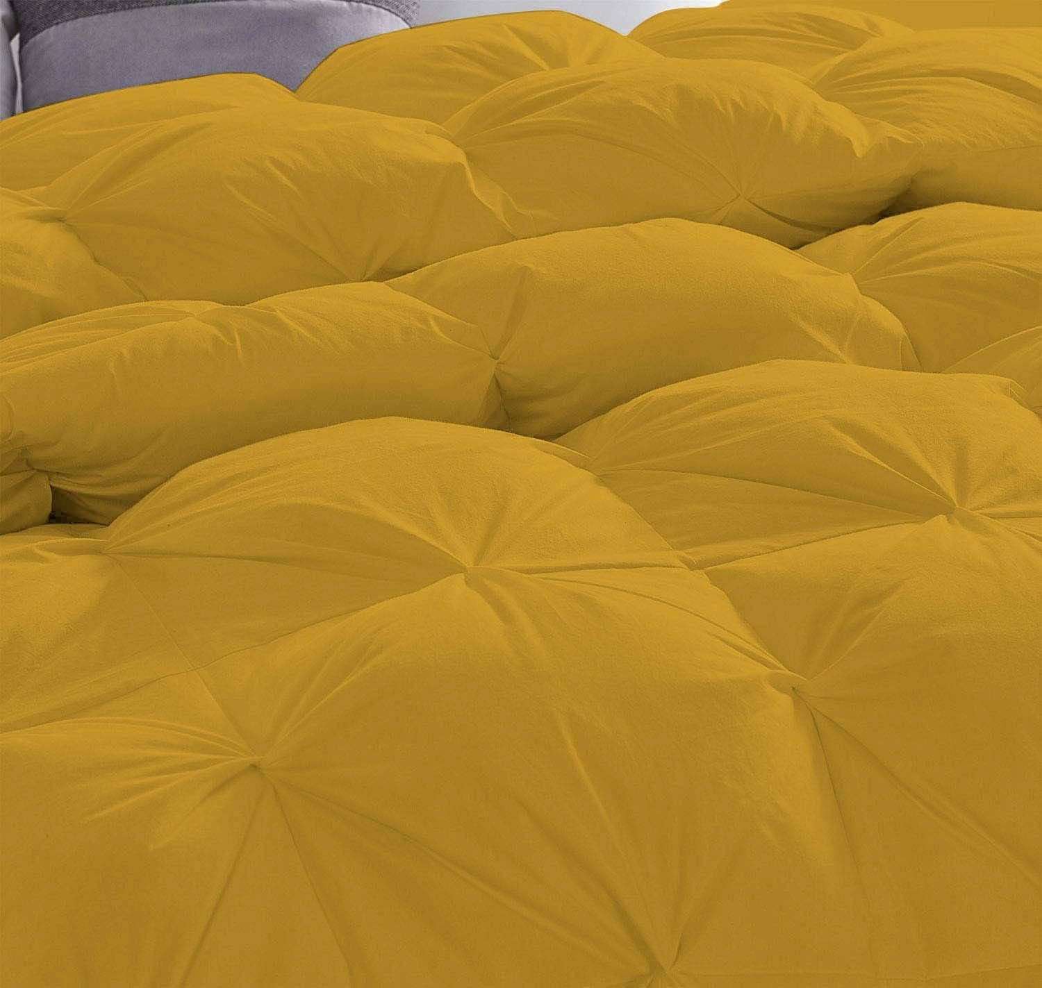 All-Season Luxury - Pintuck Style 100% Egyptian Cotton - Alaska King Size (120" x 132") Inches, 5-Piece Pinch Pleat Comforter Set, with 4 Corner Tabs, 500 GSM - Machine Washable (Gold Solid)