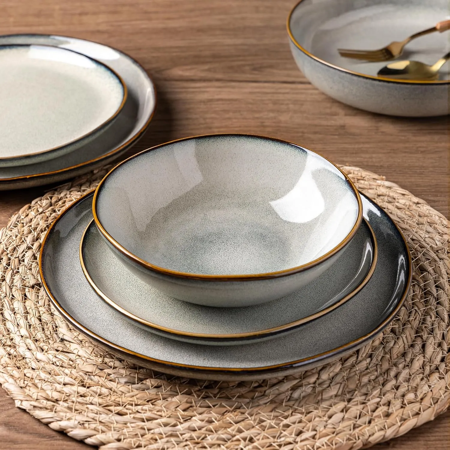 AmorArc Ceramic Dinnerware Sets,Handmade Reactive Glaze Stoneware Plates and Bowls Sets,Highly Chip and Crack Resistant | Dishwasher & Microwave Safe Dishes Set,Service for 6 (18pc)