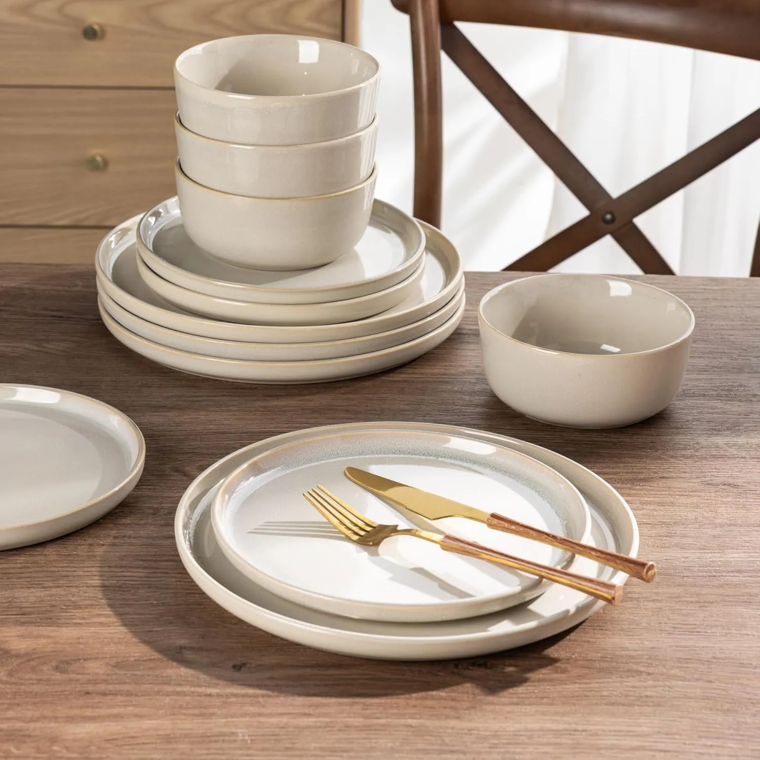 AmorArc Stoneware Dinnerware Sets,Round Reactive Glaze Plates and Bowls Set,Highly Chip and Crack Resistant | Dishwasher & Microwave Safe,Dishes Service for 6 (18pc)