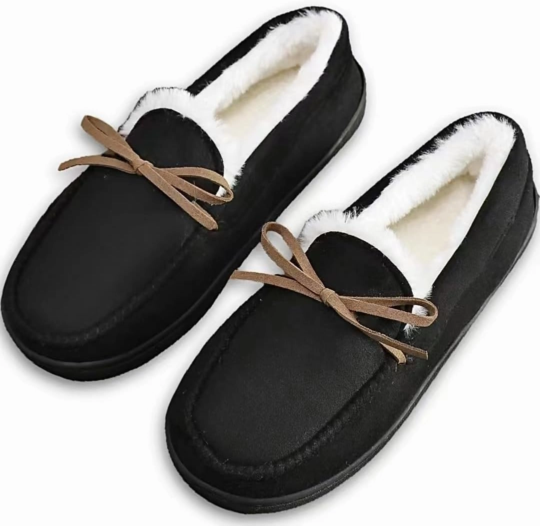 AuraGlor Unisex Moccasin Slippers for Women & Men – Cozy Faux Fur Lining, Memory Foam House Shoes, Non-Slip Rubber Sole, Classic Suede-Style Loafers for Indoor & Outdoor