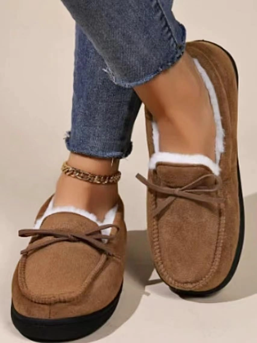 AuraGlor Unisex Moccasin Slippers for Women & Men – Cozy Faux Fur Lining, Memory Foam House Shoes, Non-Slip Rubber Sole, Classic Suede-Style Loafers for Indoor & Outdoor