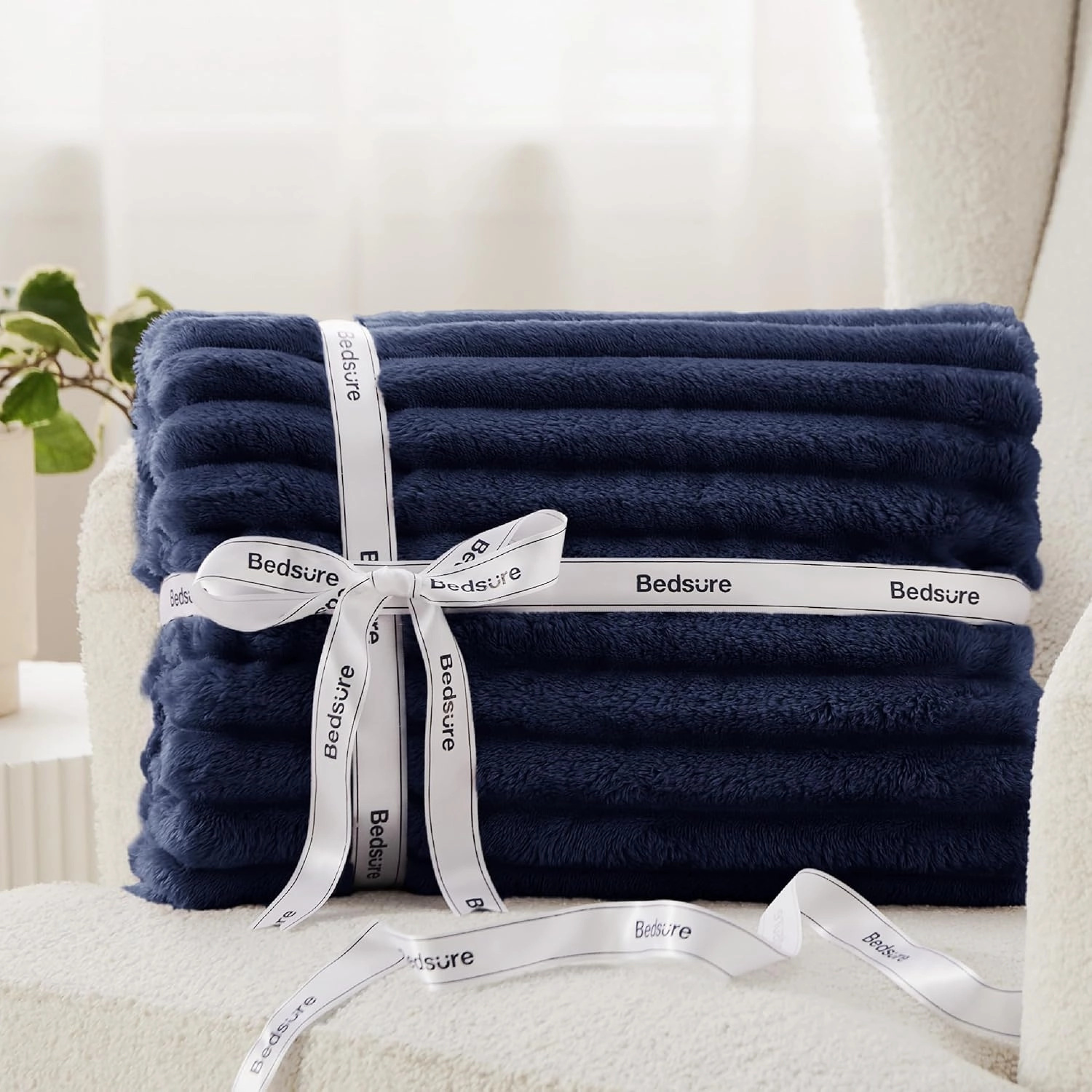 Bedsure Blue Fleece Blanket for Couch - GentleSoft Cozy Soft Blankets for Women, Cute Small Throws for Girls, 60x80 Inches