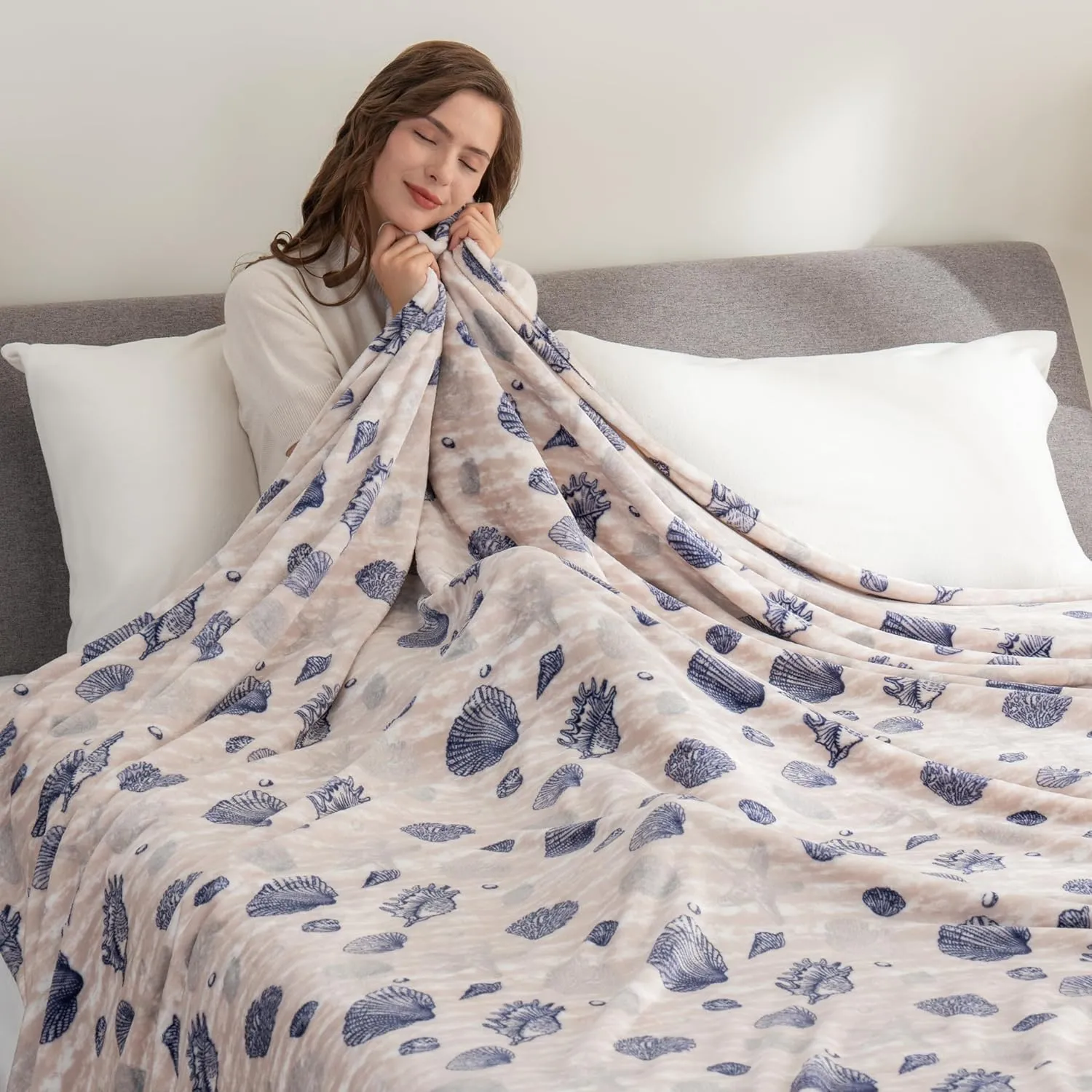 Berkshire Blanket-Classic Heavyweight Soft Printed VelvetLoft® Plush Blanket, Full/Queen Size Soft Fuzzy Warm Blanket for Couch Sofa Bed, Classic Shells Navy, 90in x 90in