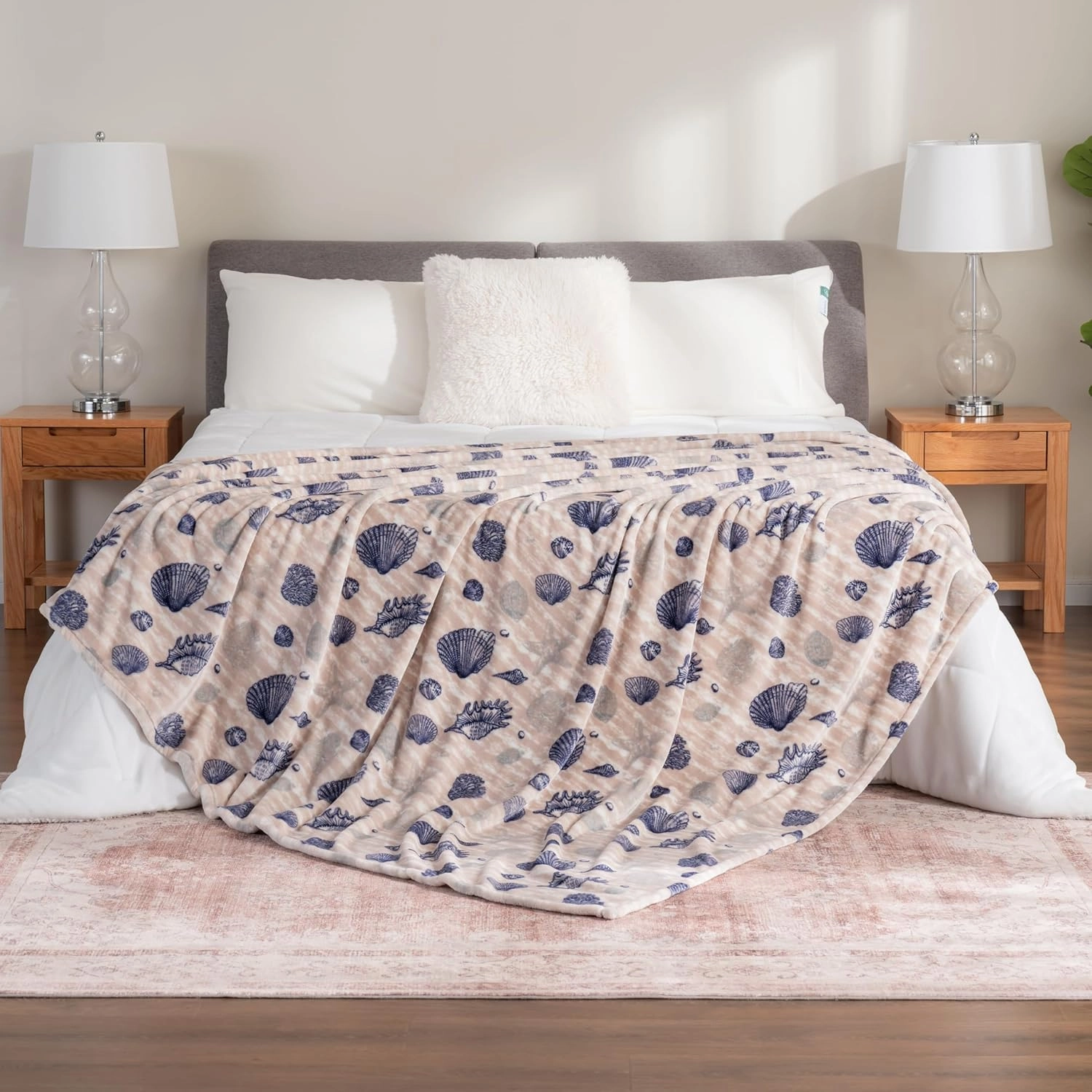 Berkshire Blanket-Classic Heavyweight Soft Printed VelvetLoft® Plush Warm Blanket, Twin Size Soft Fuzzy Blanket for Couch Sofa Bed, Classic Shells Navy, 60in x 90in