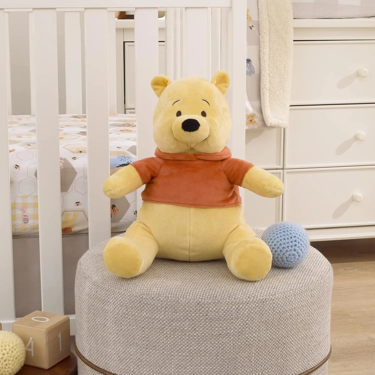 Disney Hugs and Honeycombs Winnie The Pooh Plush Stuffed Animal