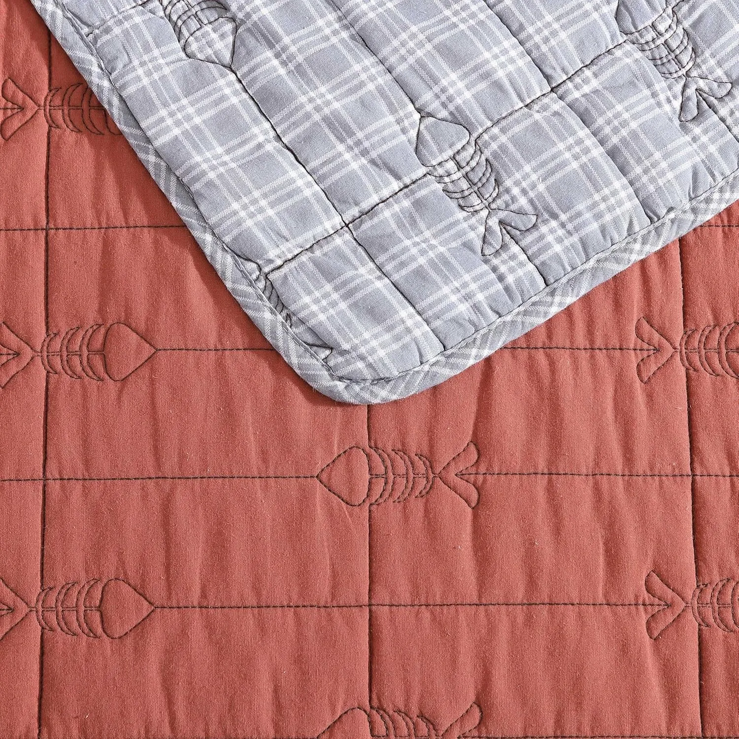 Eddie Bauer - King Quilt Set, Soft Reversible Bedding with Matching Shams, Fishing Inspired Home Decor (Troutdale Orange, King)
