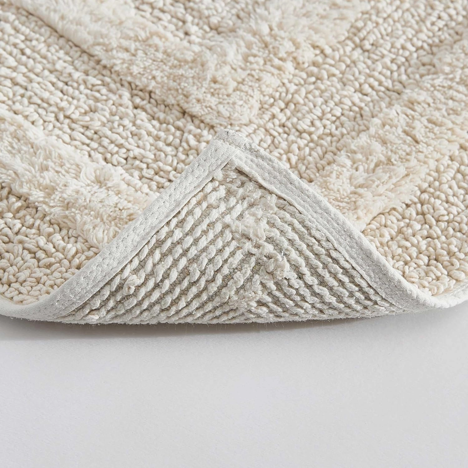 Eddie Bauer - Bath Rug, Soft Plush Tufted with Skid-Resistant Backing, Quick Dry & Super Absorbent (Logan Beige, 24" x 40")