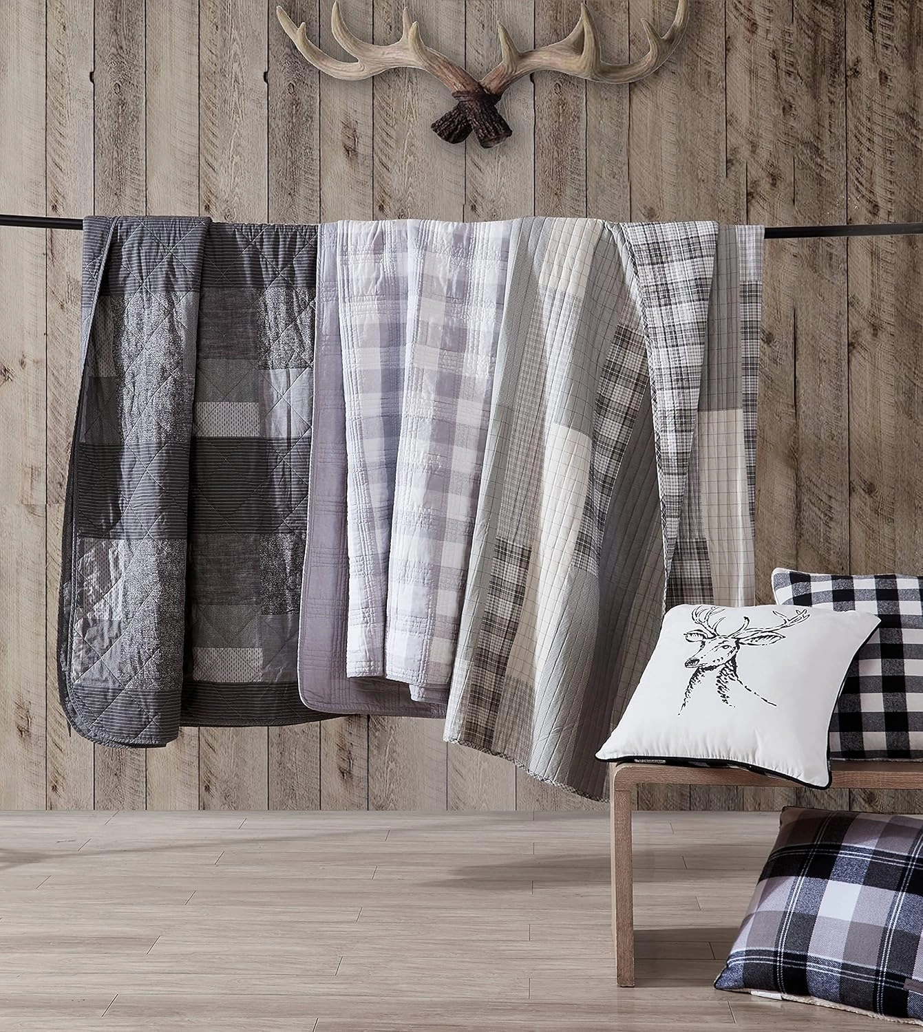 Eddie Bauer- King Quilt Set, Cotton Reversible Bedding with Matching Shams, Home Decor for All Seasons (Lakehouse Plaid Light Grey, King)