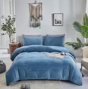 Houseri Velvet Blue Comforter Set Queen Light Blue Bedding Comforter Fluffy Dusty Blue Flannel Bedding Sets Lake Blue Sherpa Comforters Sets Warm Fuzzy Bedding Blanket