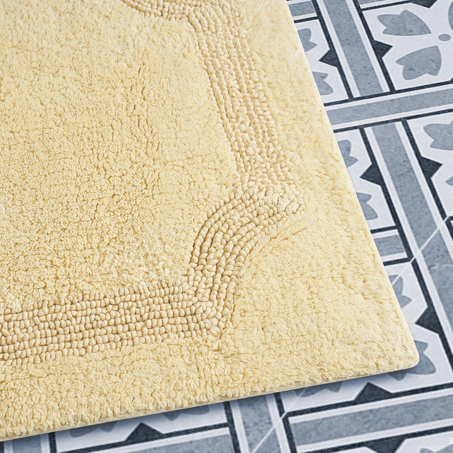 Laura Ashley Reversible Cotton 21 x 34 in. Bath Mat, Yellow