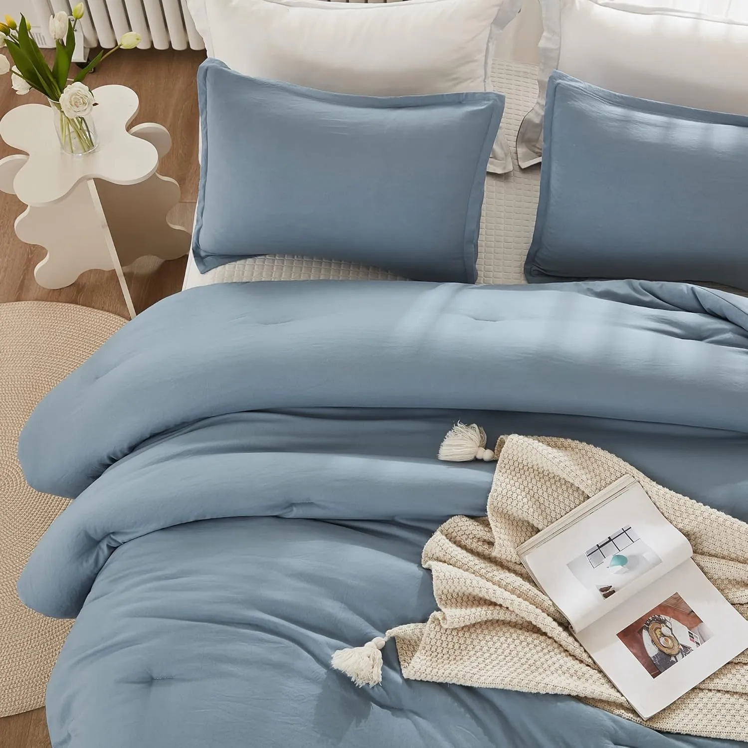 Litanika King Comforter Set Grayish Blue, 3 Pieces Lightweight Solid Bedding Comforter Set, All Season Fluffy Bed Set (104x90In Comforter & 2 Pillowcases)