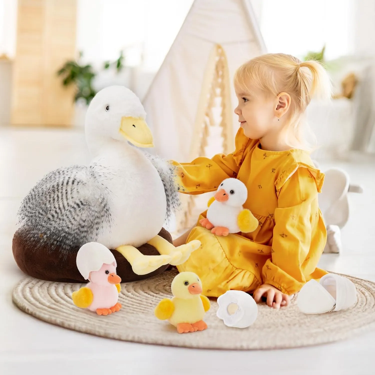 MaoGoLan 8Pcs Duck Stuffed Animal Plush Set - Mother Duck & 3 Baby Ducklings with Cozy Nest, Soft Huggable Plush for Kids and Nursery Decor