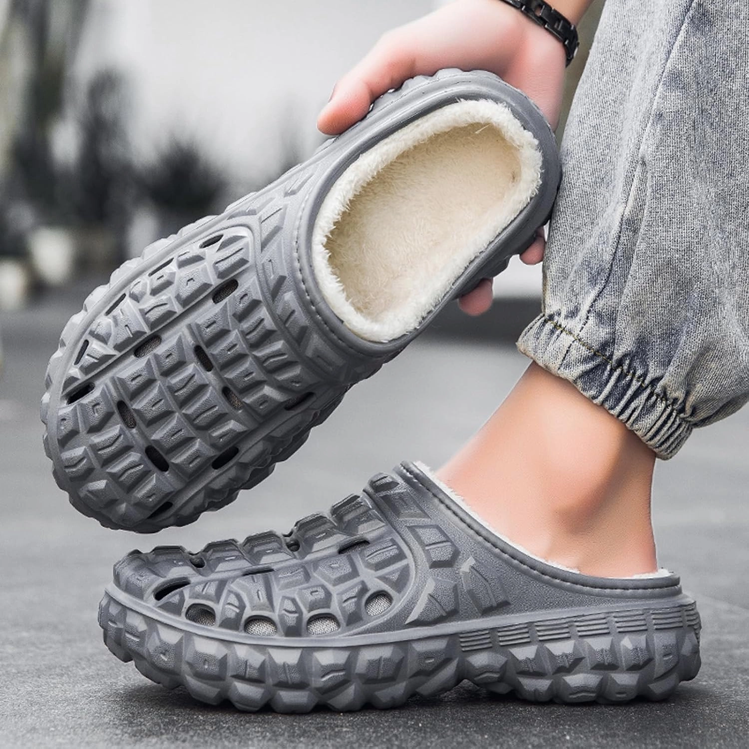 Men's Fur Lined Clogs Fuzzy House Slippers Winter Outdoor Indoor Warm Plush Garden Clogs