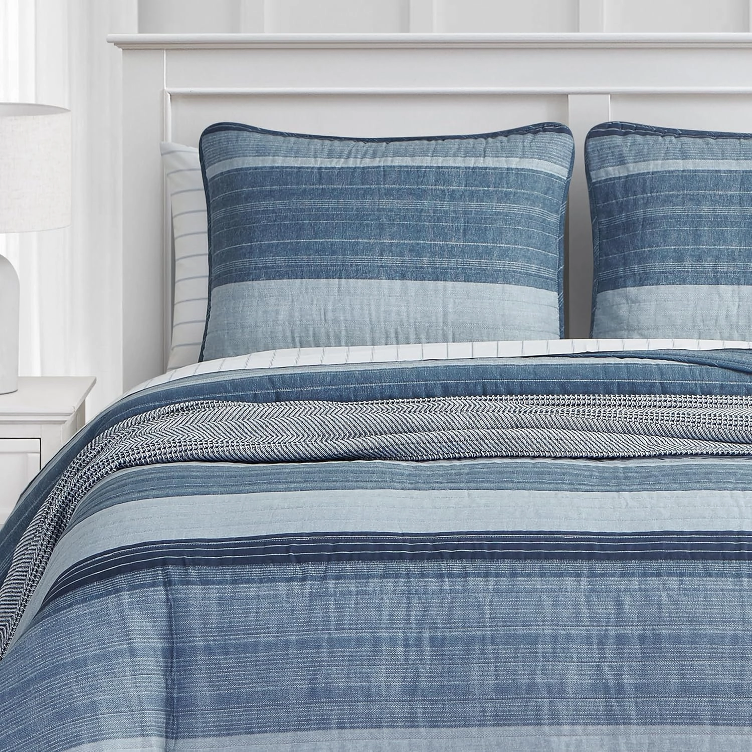 Nautica- Queen Quilt Set, Cotton Reversible Bedding Set, All Season Designer Home Décor (Ridgeport Blue, Queen)