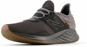 New Balance Men's Fresh Foam Roav V1 Classic Sneaker