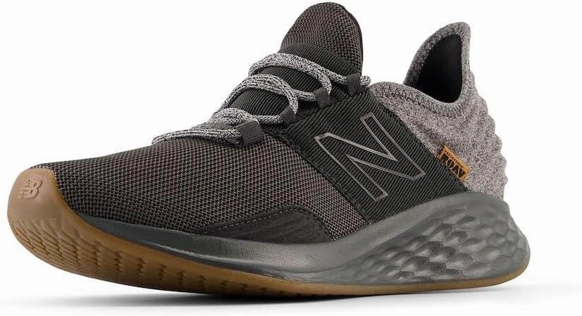 New Balance Men's Fresh Foam Roav V1 Classic Sneaker