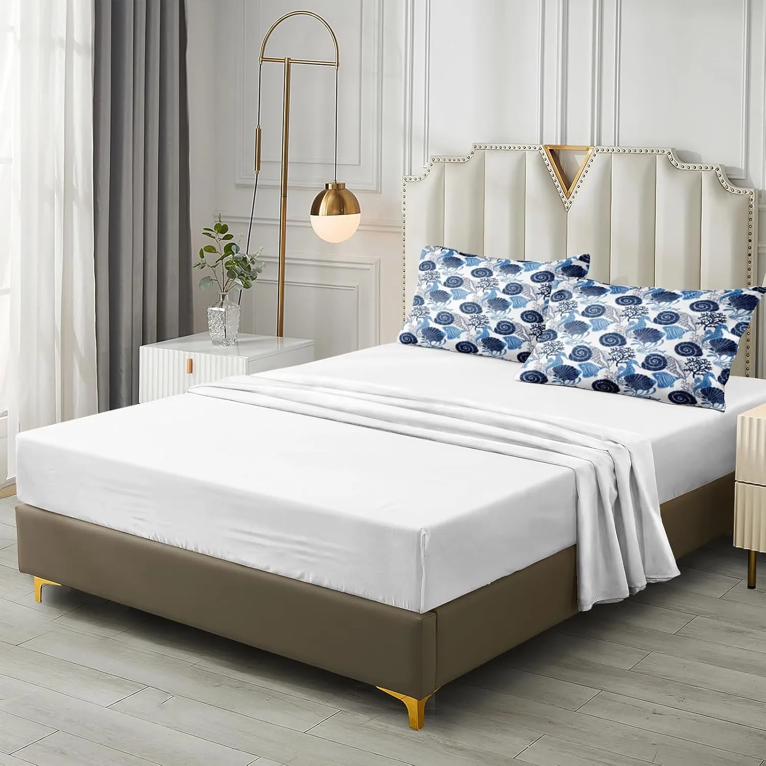 Ocean Theme Queen Size Bed in a Bag Coastal Bedding Set Cartoon Shell Home Decor Ocean Theme Down Comforter Set White Sheet Set with 1 Cushion Cover 8 Pcs