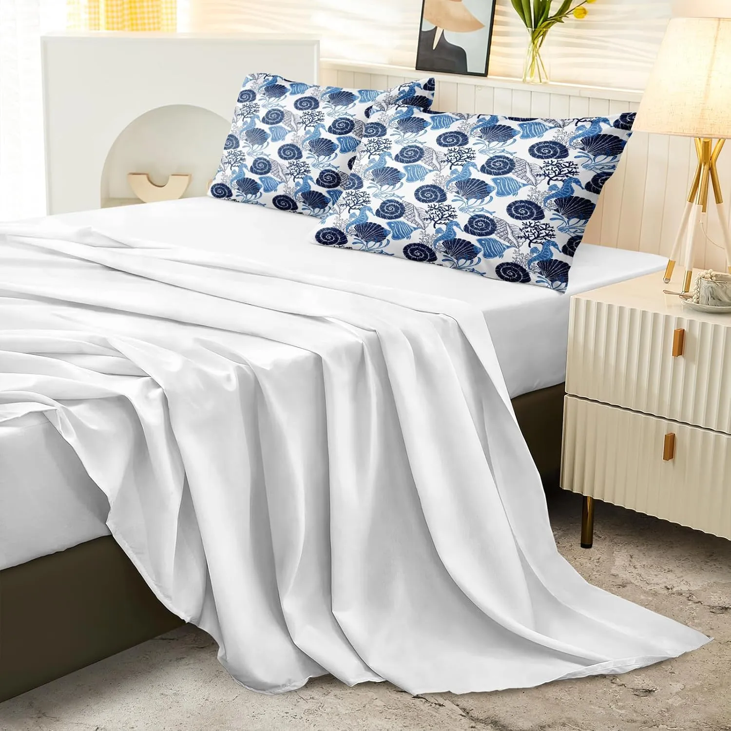 Ocean Theme Queen Size Bed in a Bag Coastal Bedding Set Cartoon Shell Home Decor Ocean Theme Down Comforter Set White Sheet Set with 1 Cushion Cover 8 Pcs