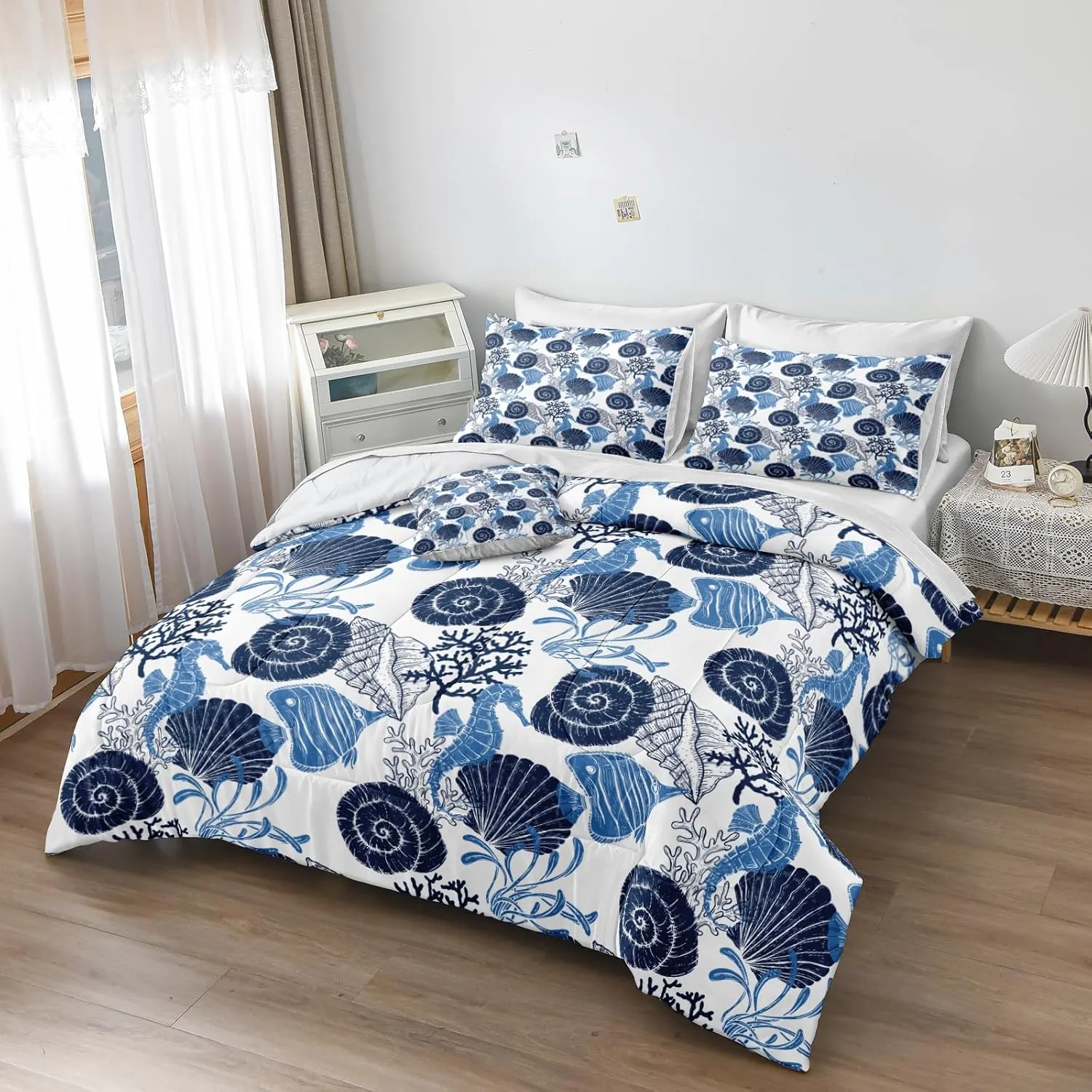 Ocean Theme Queen Size Bed in a Bag Coastal Bedding Set Cartoon Shell Home Decor Ocean Theme Down Comforter Set White Sheet Set with 1 Cushion Cover 8 Pcs