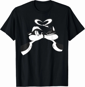 Pepe Le Pew Valentines Kiss T-Shirt