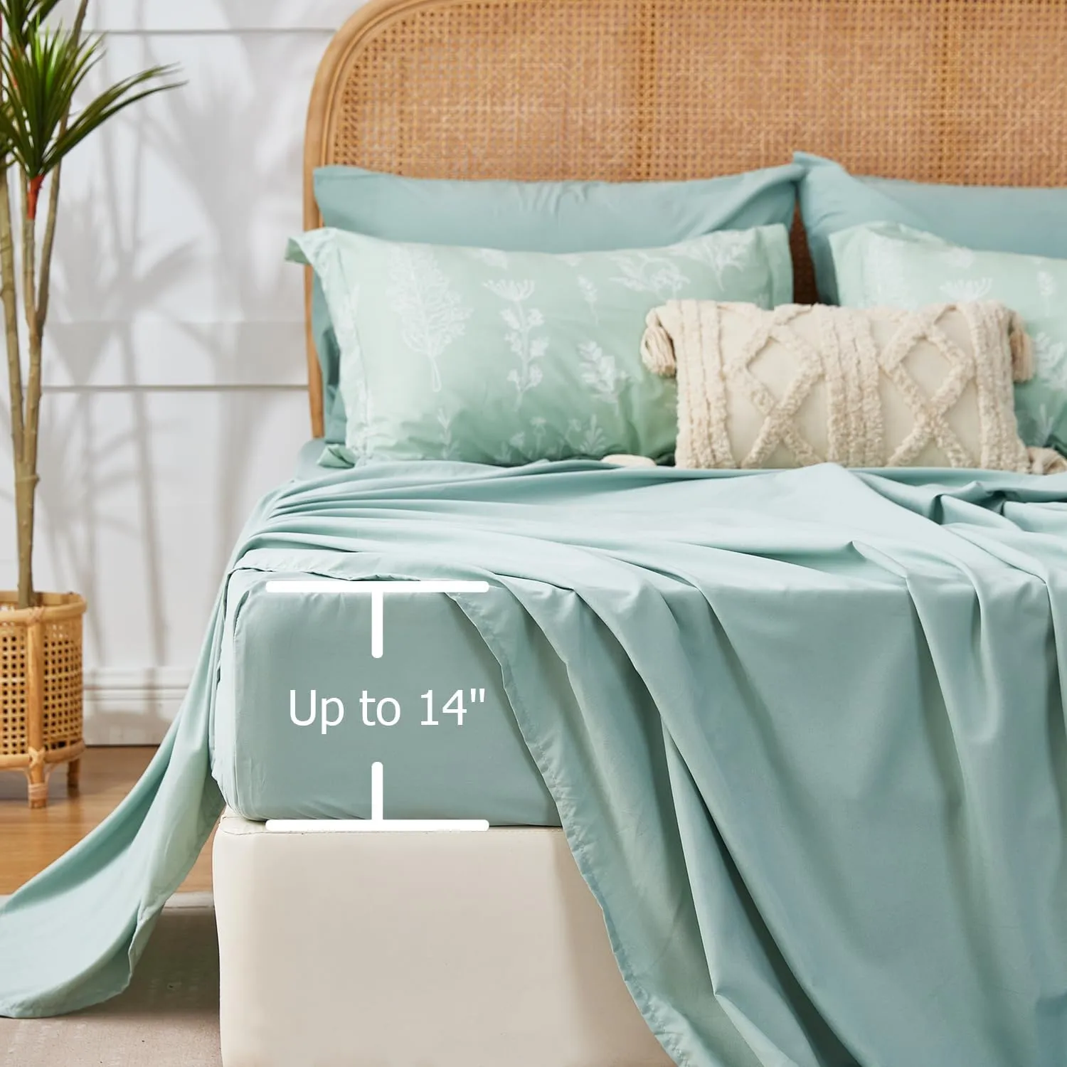 Queen Comforter Set 7 Pieces, Sage Green Comforter, Cute Floral Bed in a Bag Queen Boho, Soft Fluffy Bedding Sets with Comforter, Sheets, Pillowcases & Shams, All Seasons