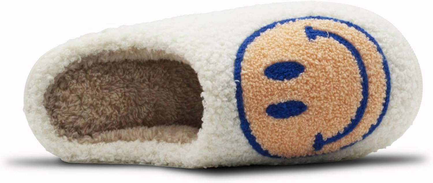 Retro Fuzzy Face Slippers for Women Men, Lightweight Slip-on Soft Fluffy Warm Couple Style Casual Cute Cozy Indoor Outdoor House Memory Foam Happy Face Slippers