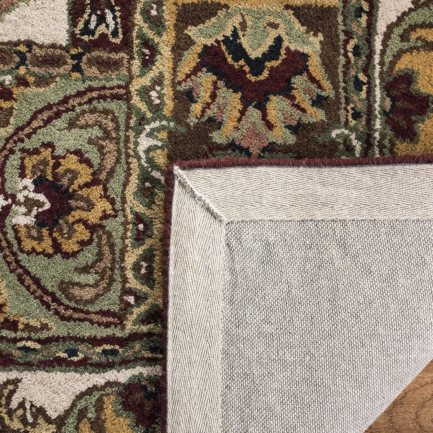 SAFAVIEH Classic Collection 4' x 6' Assorted CL386A Handmade Traditional Oriental Premium Wool Area Rug