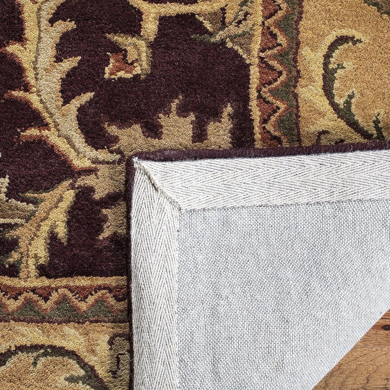 SAFAVIEH Classic Collection Runner Rug - 2'6" x 6', Dark Plum & Gold, Handmade Traditional Oriental Wool, Ideal for High Traffic Areas in Living Room, Bedroom (CL244B)
