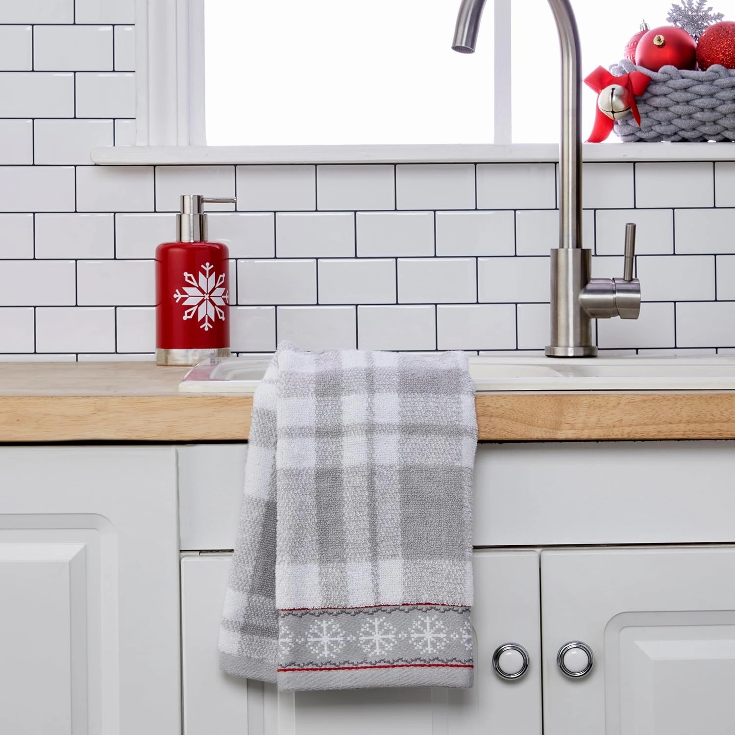SKL Home Winter/Christmas Whistler Plaid Hand Towel Set for Bath/Kitchen/Bar & Gift, 16" x 25", 2 Count