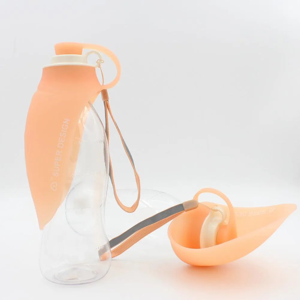 The Wanderpaws Portable Pet Hydration Station by Dog Hugs Cat