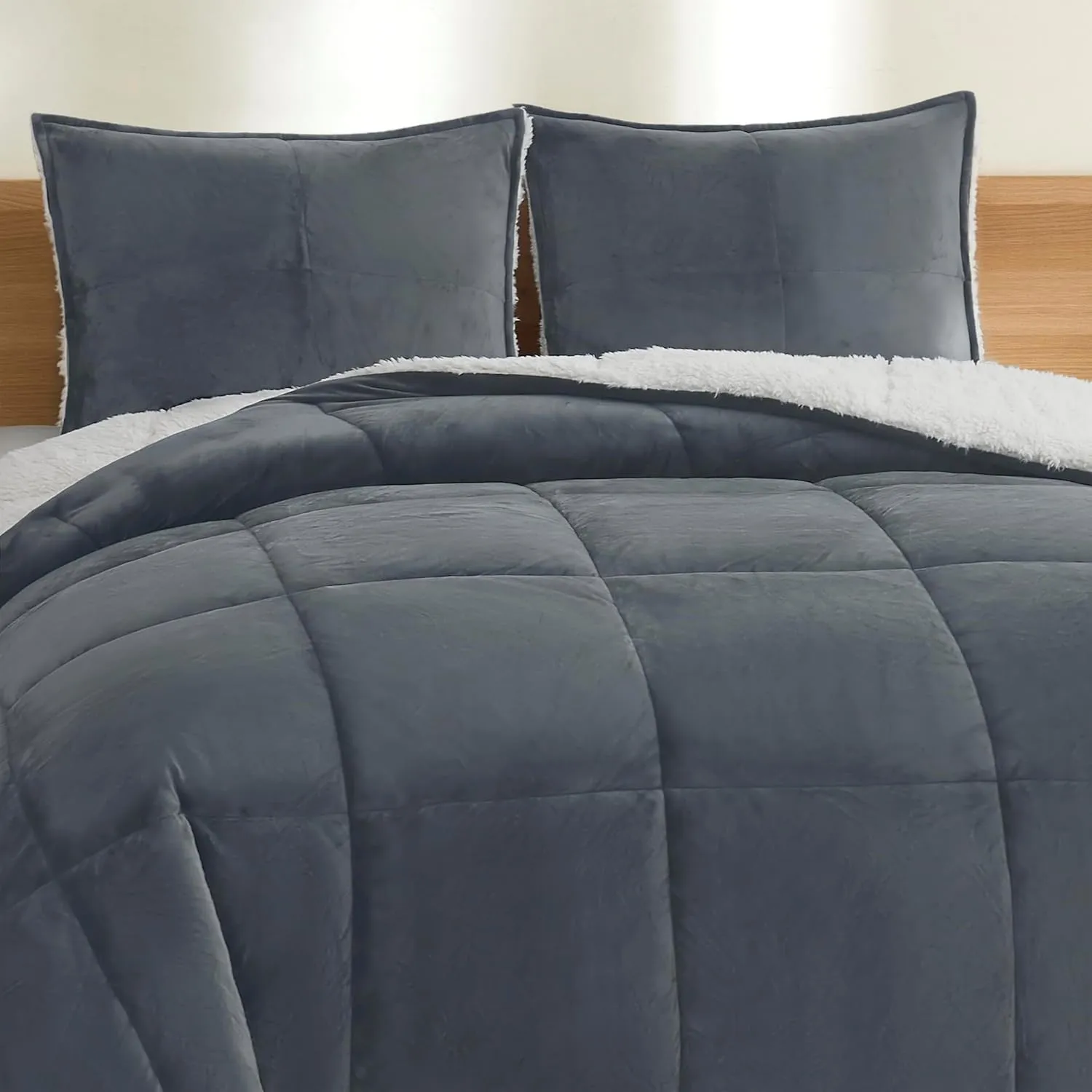 UGG Blissful Full/Queen Comforter Set with 2 Pillow Shams Reversible White Comforter Plush Fluffy Warm Bed Set Premium Hypoallergenic Down Alternative Bedding Breathable, Full/Queen, Blue Imperial