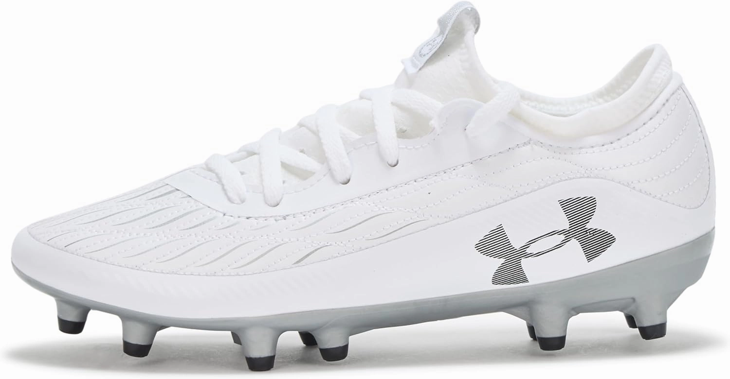 Under Armour Boy's Magnetico Select 4 Jr. Soccer Cleats (Toddler/Little Big Kid) Sneaker
