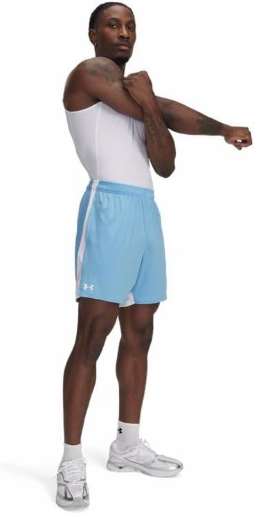 Under Armour Men's Tech Vent 7 Inch Shorts