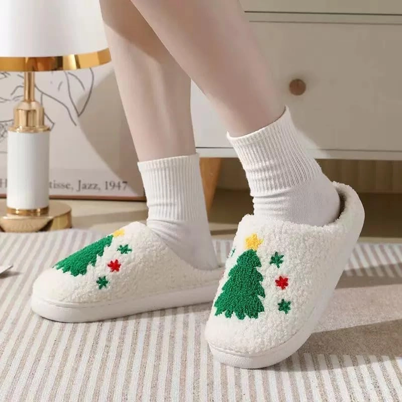 Unisex Xmas Elk Shoes Santa Reindeer Cute Strawberry Cartoon Christmas Tree Pink Bow Memory Foam Soft Plush House Slippers Indoor/Outdoor
