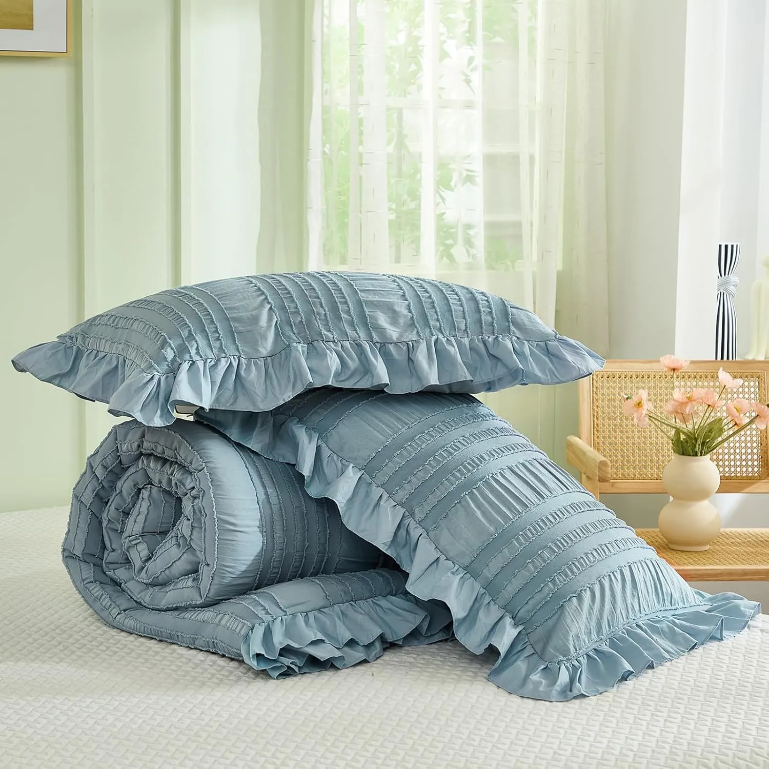 WONGS BEDDING Blue Comforter Set Queen,3 Pieces Ruffle Farmhouse Shabby Chic Boho Comforter for Queen Bed,Soft Seersucker Textured Bedding Set with 1 Ruffle Comforter,2 Tufted Pillowcases 90"×90"
