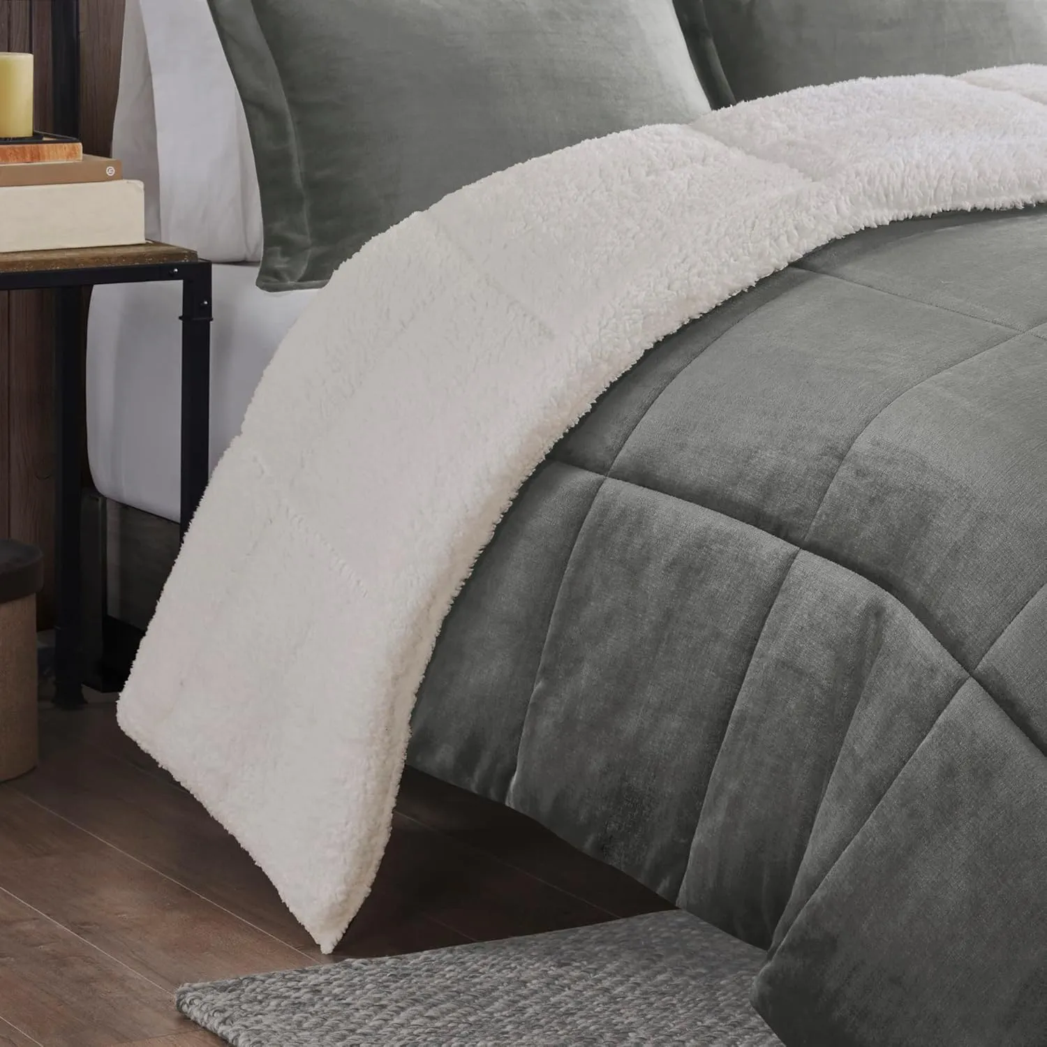 Woolrich Reversible Comforter Set Ultra Soft Plush to Sherpa, Down Alternative, Cold Weather Winter Warm Bedding, with Matching Sham, Decorative Pillow Charcoal/Ivory King 4 Piece