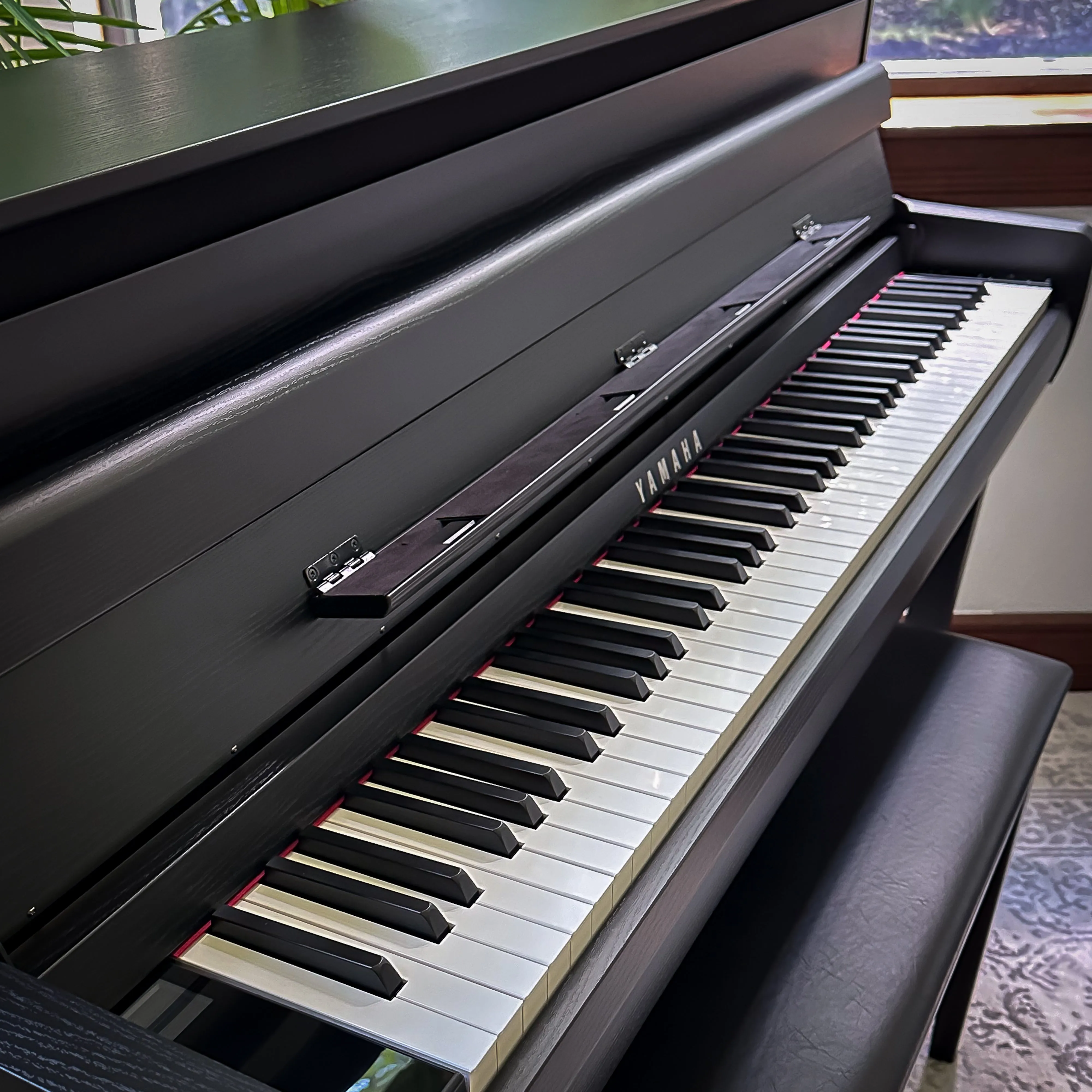 Yamaha Clavinova CLP-885 Digital Piano - Matte Black