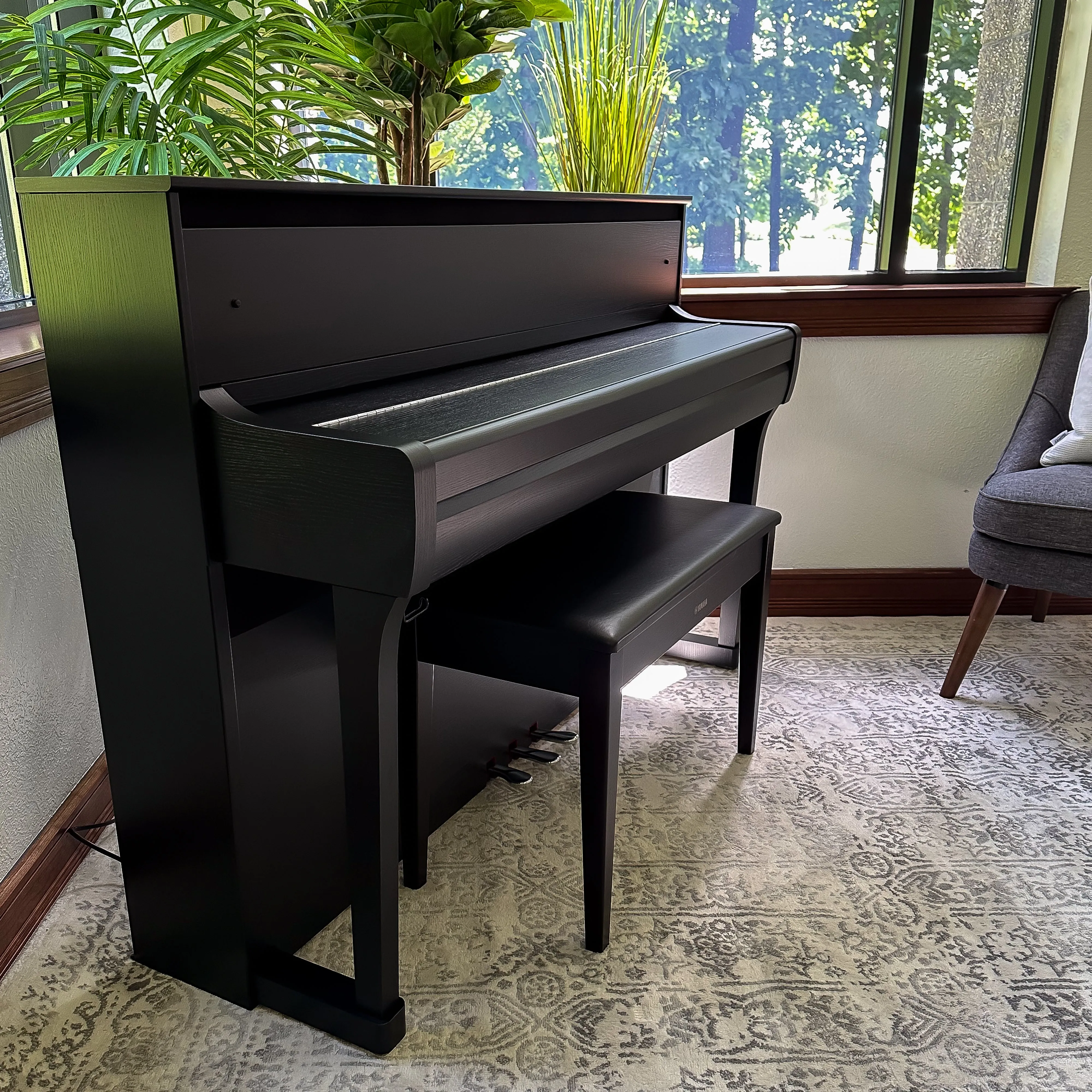 Yamaha Clavinova CLP-885 Digital Piano - Matte Black